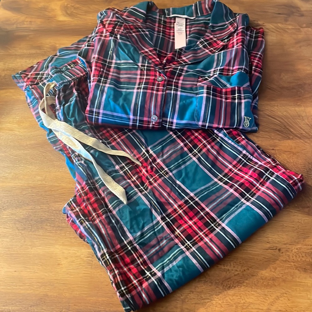 Victorias Secret 2 piece Pajama.